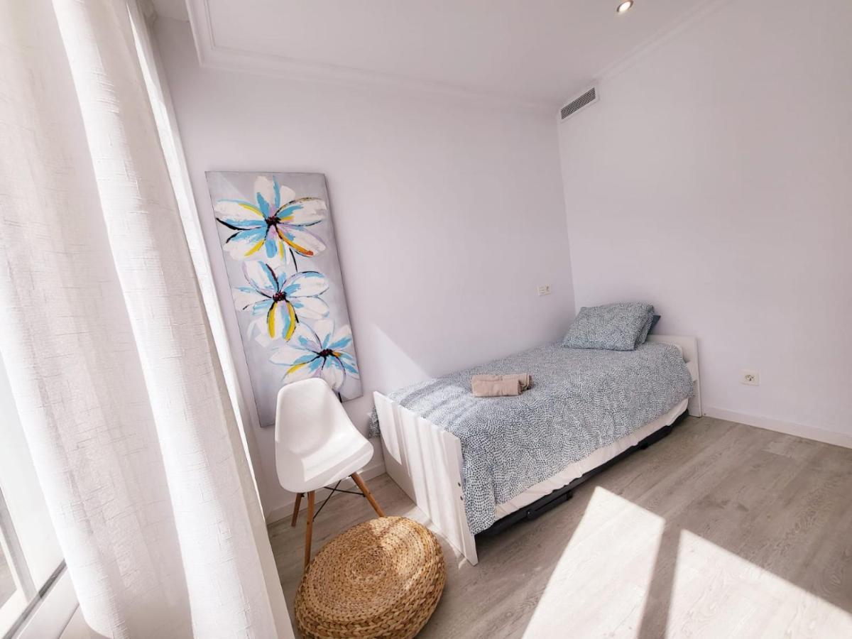 Stylish 3 Bedroom Penthouse In Marbella Centre With Large Pool Close To The Beach Extérieur photo
