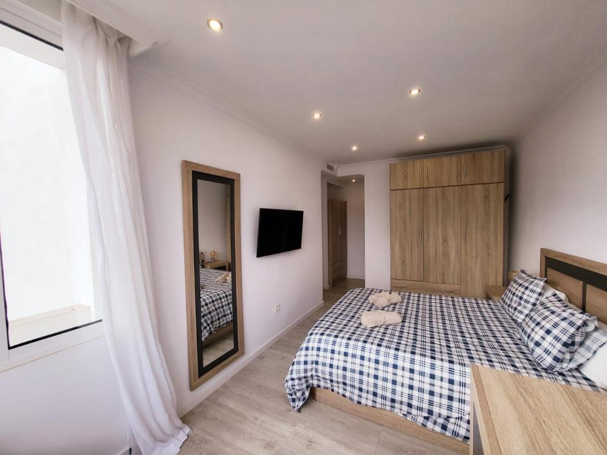 Stylish 3 Bedroom Penthouse In Marbella Centre With Large Pool Close To The Beach Extérieur photo