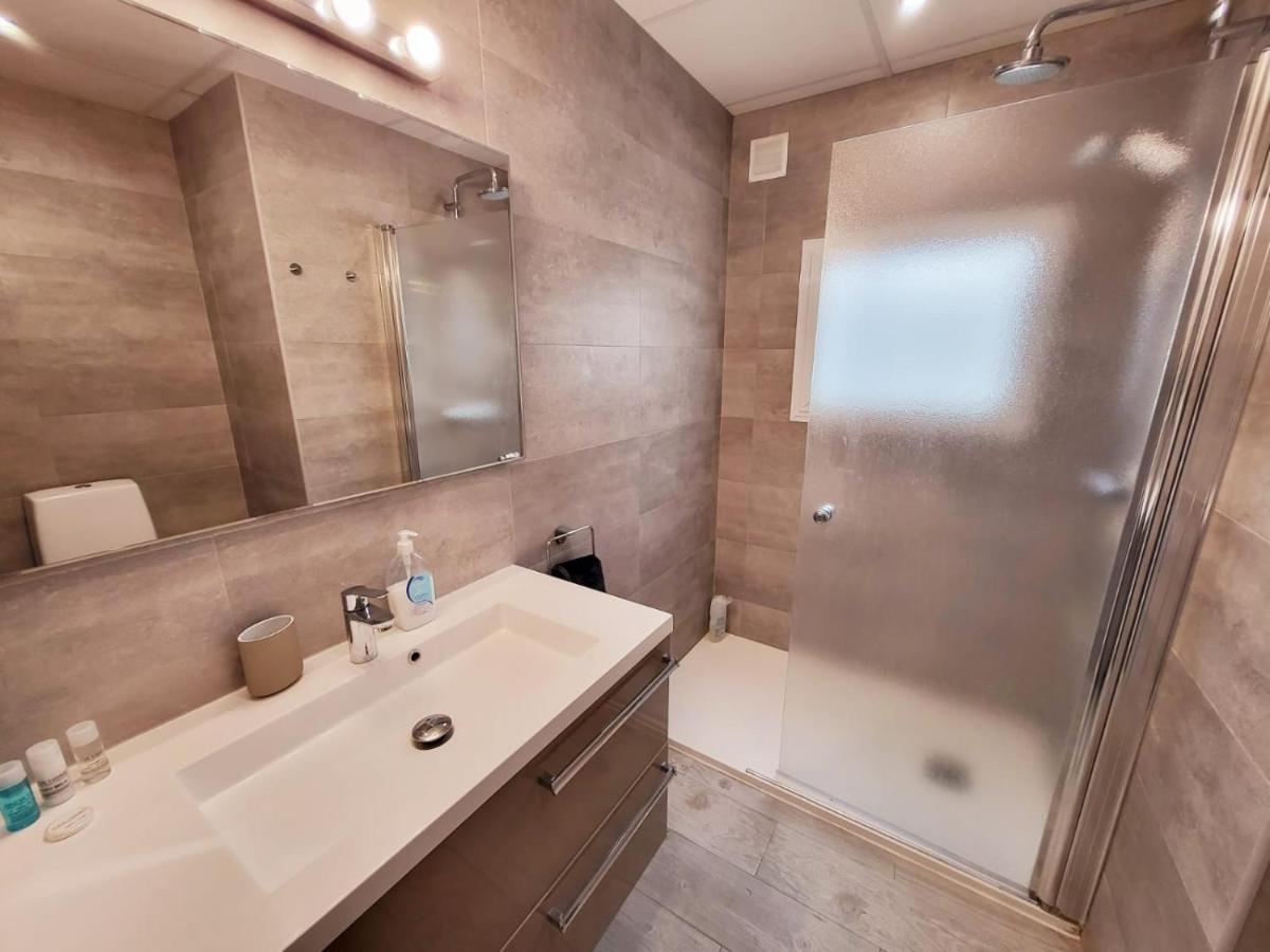 Stylish 3 Bedroom Penthouse In Marbella Centre With Large Pool Close To The Beach Extérieur photo